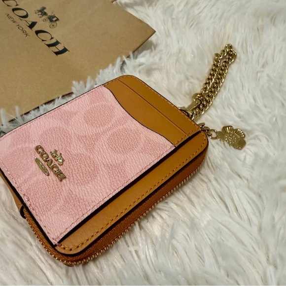 Coach Powder Pink Collection Zip Card Case - Picture 2 of 8